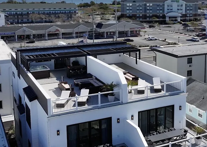 Holiday home Getaway South - Ocean View Sky Lounge, Hot Tub, Game Ocean City