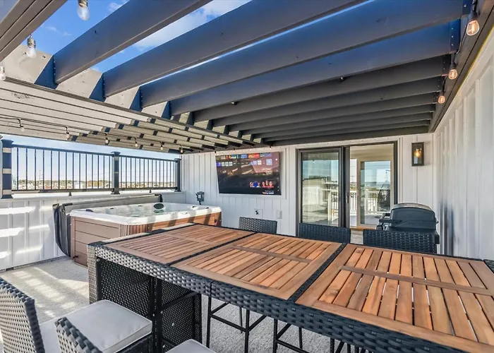Getaway South - Ocean View Sky Lounge, Hot Tub, Game * Ocean City