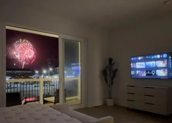 Holiday home Getaway South - Ocean View Sky Lounge, Hot Tub, Game Ocean City