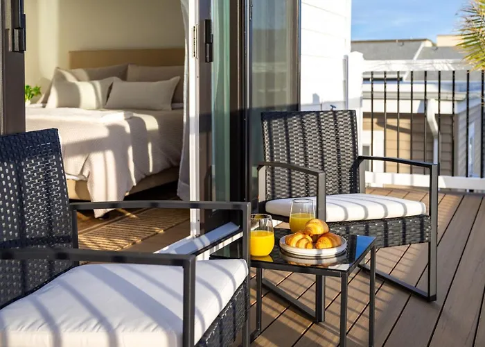 Holiday home Getaway South - Ocean View Sky Lounge, Hot Tub, Game *