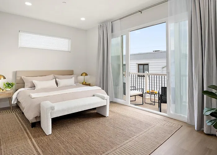 Getaway South - Ocean View Sky Lounge, Hot Tub, Game Holiday home Ocean City
