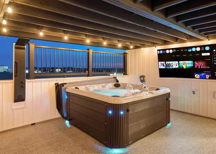Getaway South - Ocean View Sky Lounge, Hot Tub, Game Ocean City